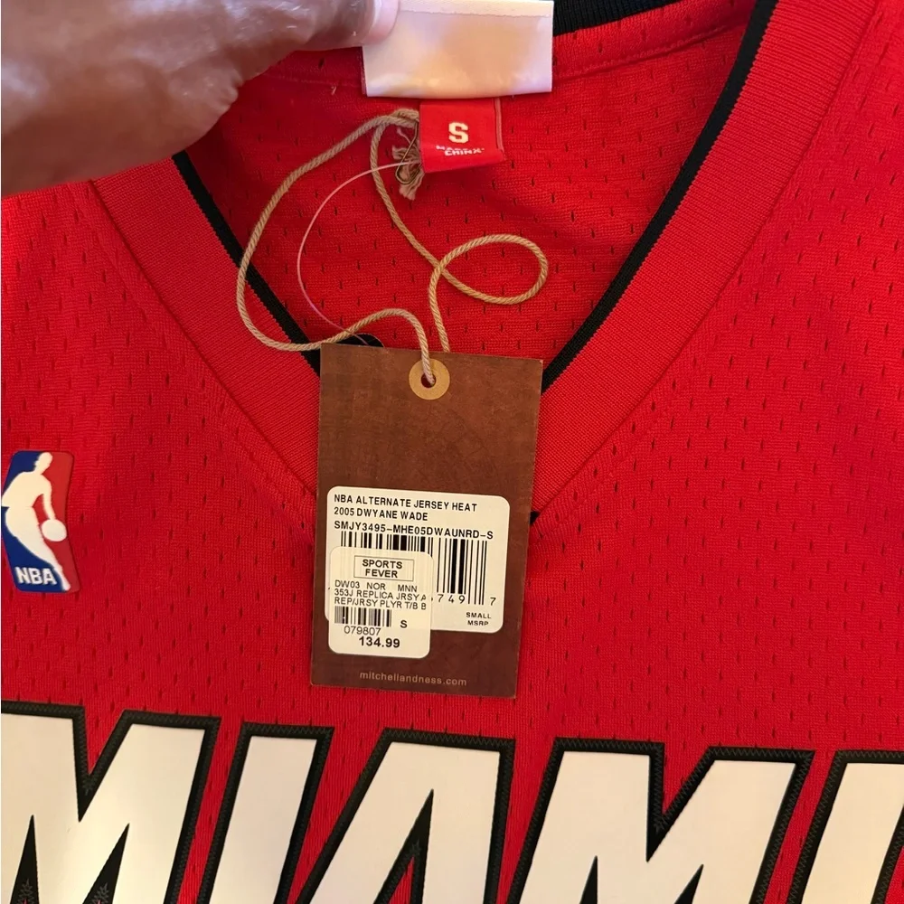 Mitchell & Ness Dwayne Wade Miami Heat Jersey - Picture 3 of 5